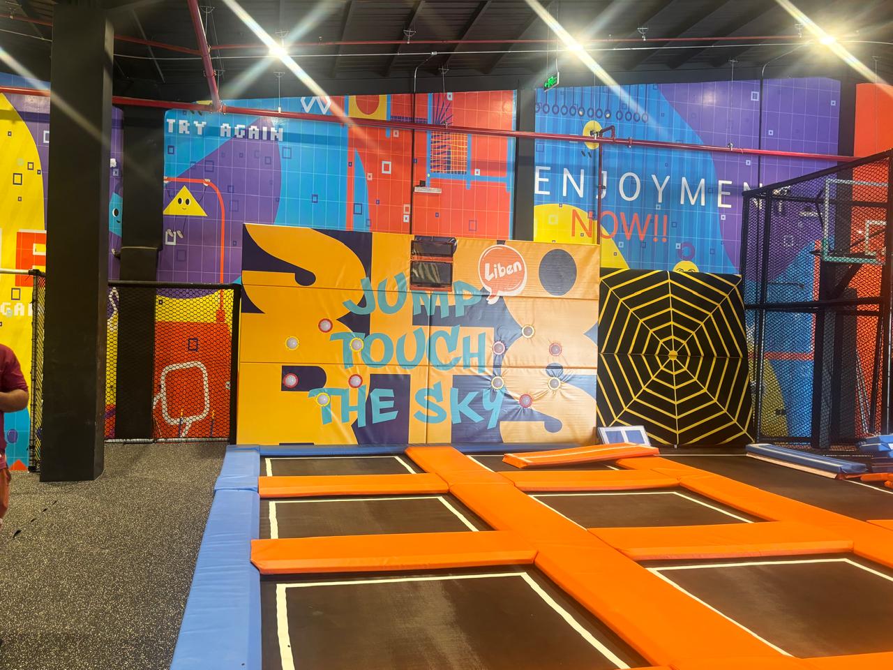 123143c6-4e13-418e-8a77-6c32a81686a6